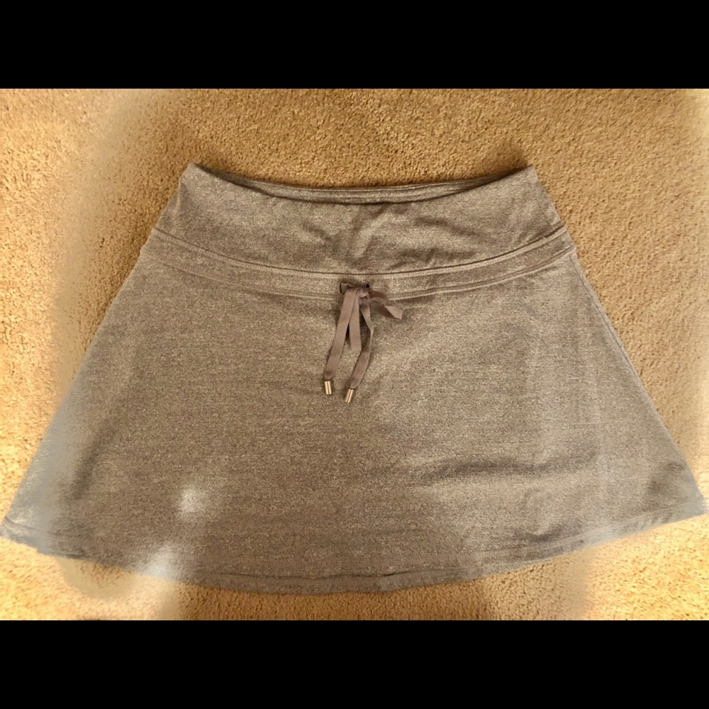 Gray skirt/shorts